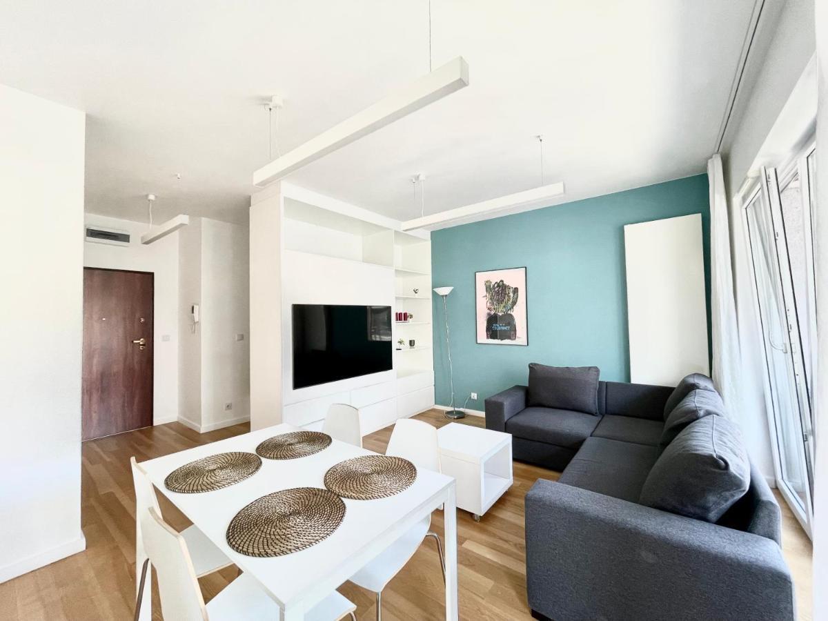 Elegant Apart-800M Main Square-Parking And Lift Breslavia Esterno foto
